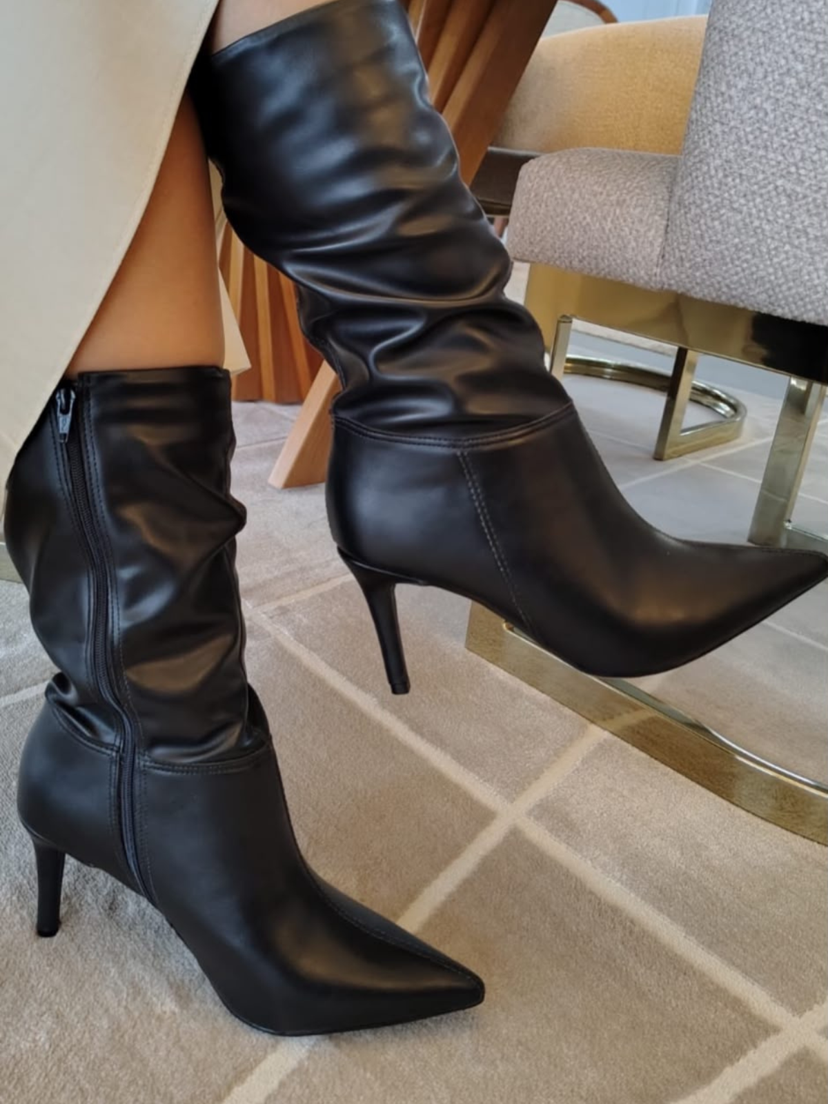 Bota Feminina Vizzano Preta